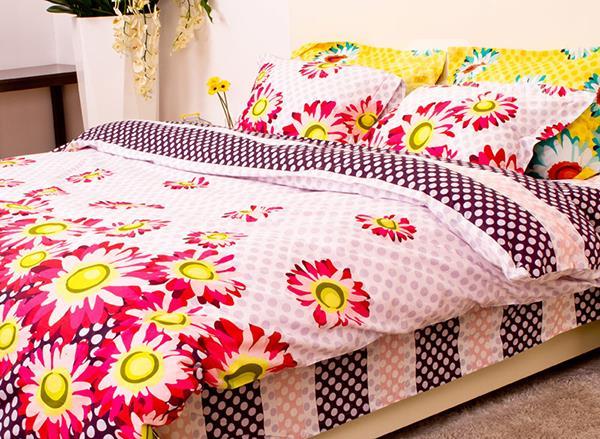 Red Sunflower And Polka Dot Print 4-Piece 100%Cotton Duvet Cover Sets